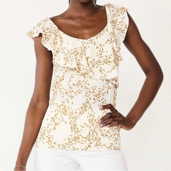 🌹NINE WEST RUFFLE TOP - Picture 1 of 6